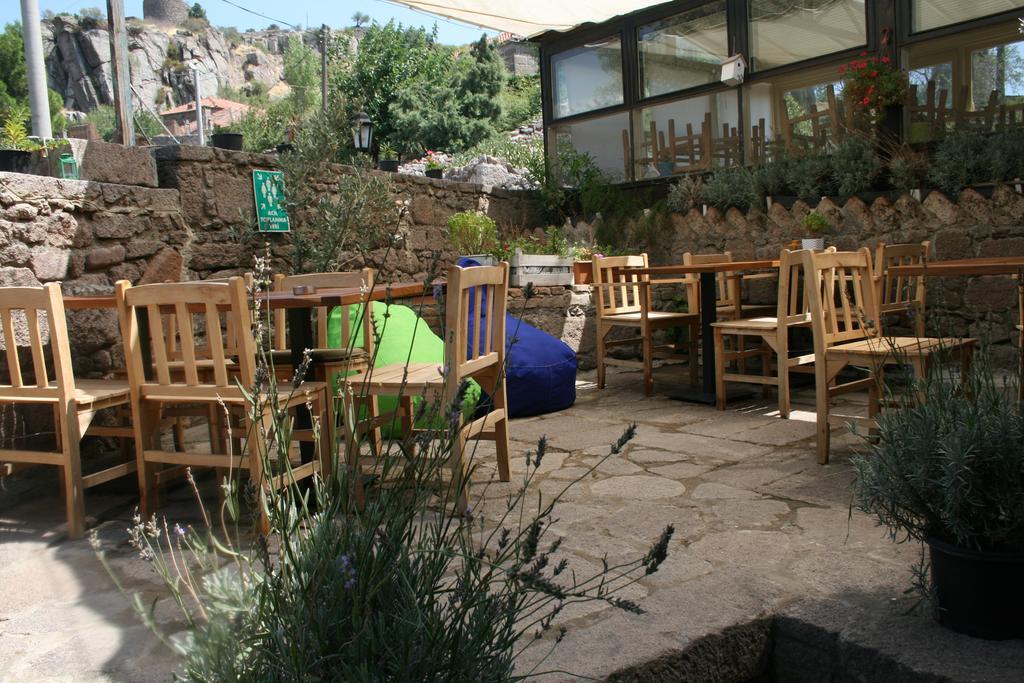 Assos Bohemian Hotel Exterior photo